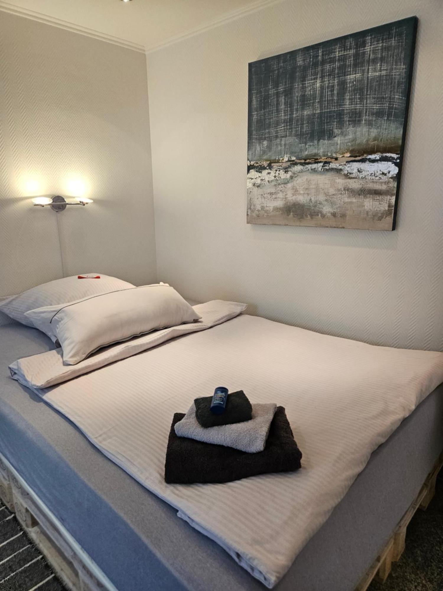 Standardzimmer Nahe Messe Und Airport Appartement